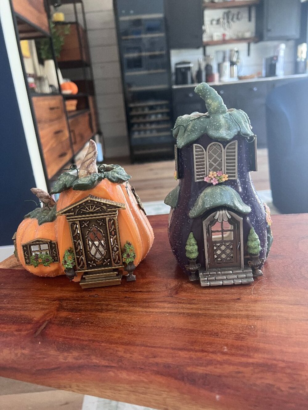 Partylite "Veggie Village" Pumpkin & Eggplant Houses
